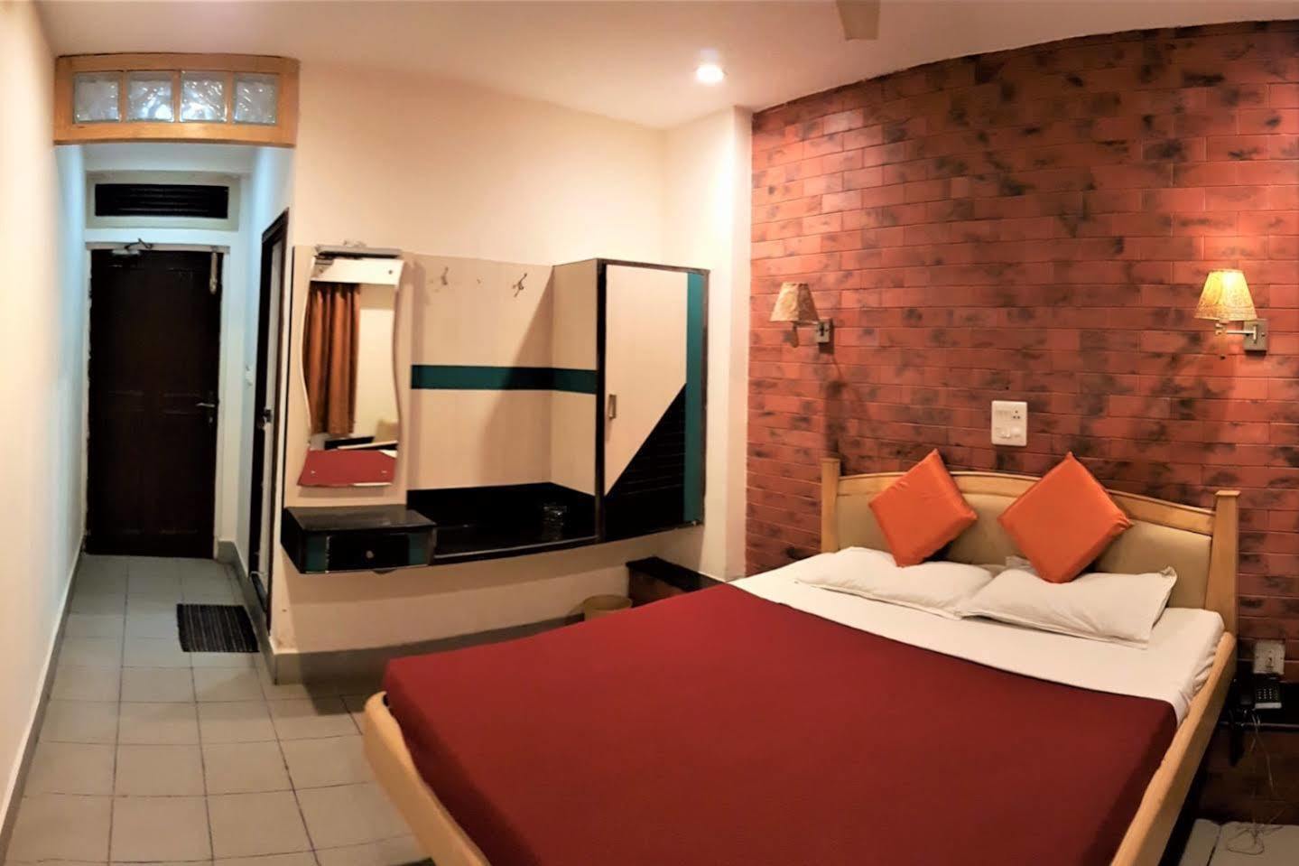 Fabhotel Kinnera Comforts Railway Station Βιζαχαπατνάμ Εξωτερικό φωτογραφία