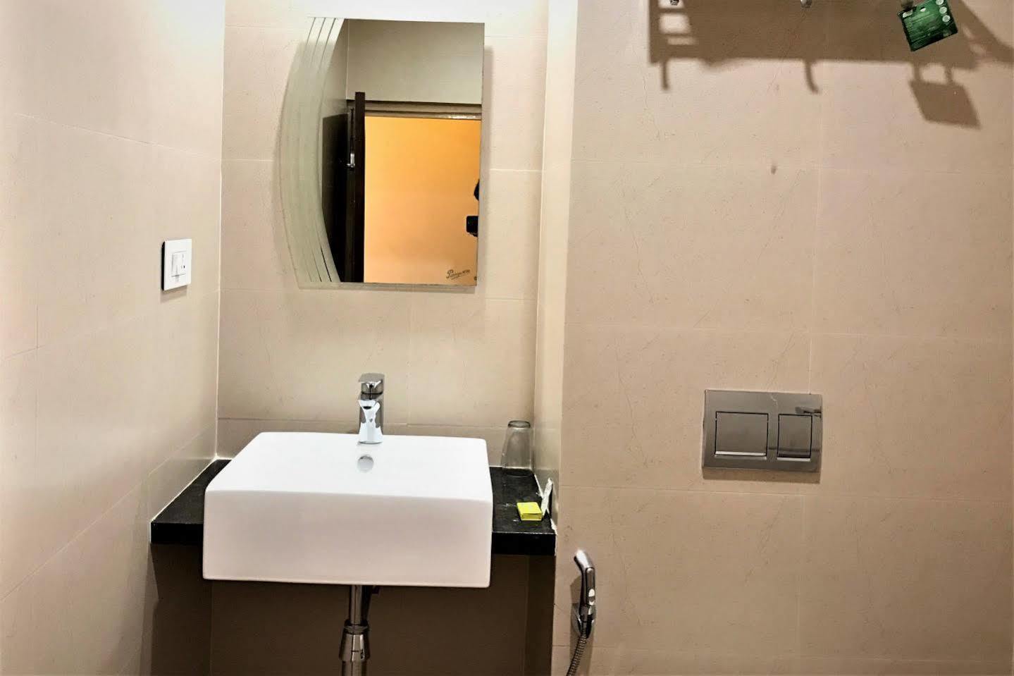Fabhotel Kinnera Comforts Railway Station Βιζαχαπατνάμ Εξωτερικό φωτογραφία