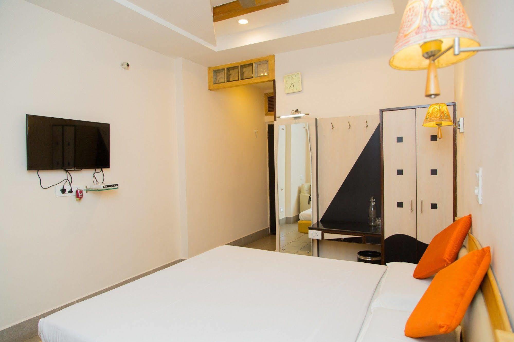 Fabhotel Kinnera Comforts Railway Station Βιζαχαπατνάμ Εξωτερικό φωτογραφία
